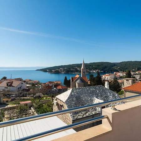 Beautiful In With Heated Swimming Pool Holiday home *