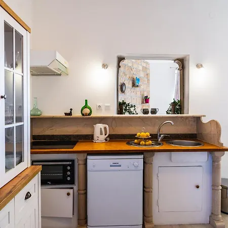 Gorgeous In Сasa de vacaciones Selca (Brac)